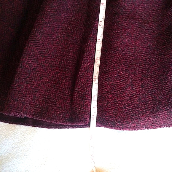 Zara Girls Tiered Skirt in Burgundy Herringbone Pattern size 11-12 - Picture 4 of 6